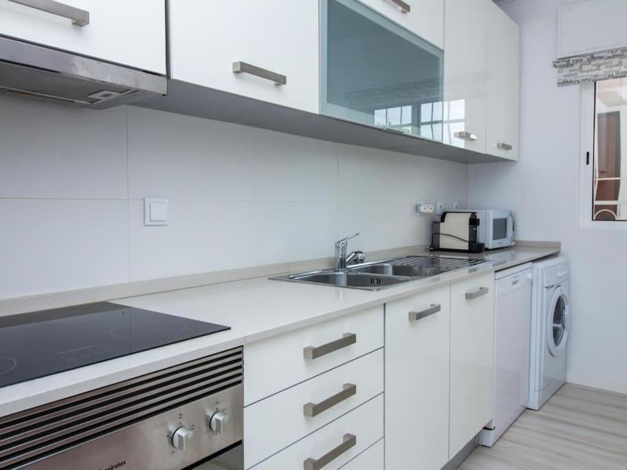 Double Joy - Privacy & Privat Pool & Garden & Location & Villa *